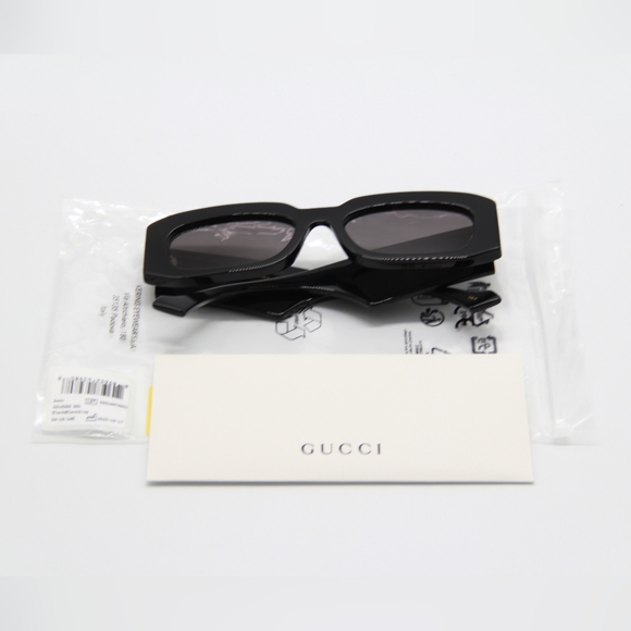 NEW GUCCI SUNGLASSES, SQUARE BLACK UNISEX GUCCI SUNGLASSES - Picture 15 of 16